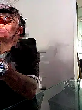 Snapshot of EithanFuckboys chatting on 28, 10, 2025 EithanFuckboys online show from 28, 10, 2025