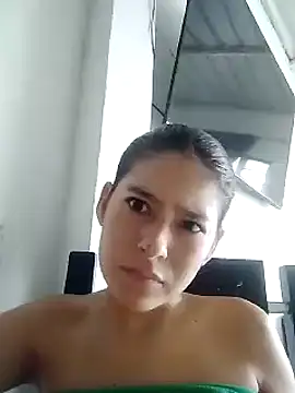 Snapshot of Pussybela chatting on 7, 10, 2025 Pussybela online show from 7, 10, 2025