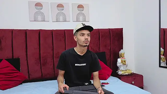 Timothe Evans online show from 6, 10, 2025