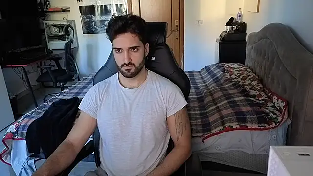 Snapshot of Al3xox02 chatting on 14, 1, 2026 Al3xox02 online show from 14, 1, 2026