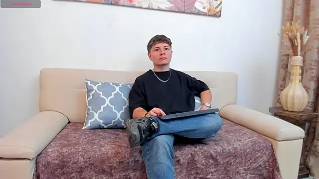 Leoo Miller online show from 8, 10, 2025