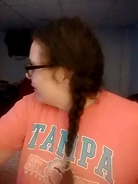 Snapshot of Lauren2012ss chatting on 16, 10, 2025 Lauren2012ss online show from 16, 10, 2025