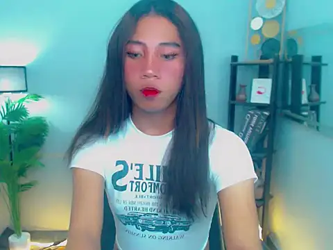 Seductive nathalie online show from 22, 10, 2025