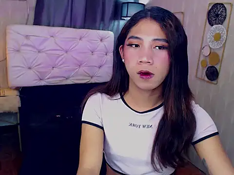 Seductive nathalie online show from 24, 11, 2025