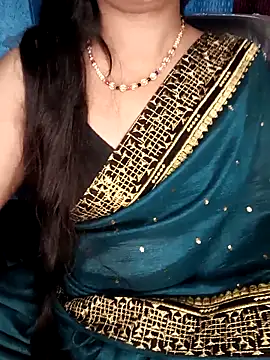 Snapshot of Rashmi_011 chatting on 18, 4, 2026 Rashmi 011 online show from 18, 4, 2026