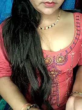 Snapshot of Rashmi_011 chatting on 22, 4, 2026 Rashmi 011 online show from 22, 4, 2026