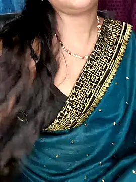Snapshot of Rashmi_011 chatting on 25, 4, 2026 Rashmi 011 online show from 25, 4, 2026