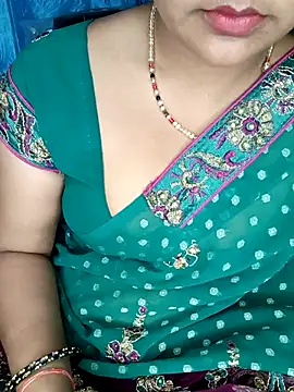 Snapshot of Rashmi_011 chatting on 26, 4, 2026 Rashmi 011 online show from 26, 4, 2026
