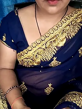 Snapshot of Rashmi_011 chatting on 13, 5, 2026 Rashmi 011 online show from 13, 5, 2026