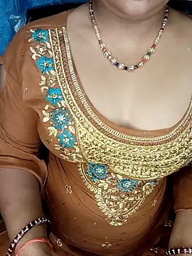 Snapshot of Rashmi_011 chatting on 17, 5, 2026 Rashmi 011 online show from 17, 5, 2026