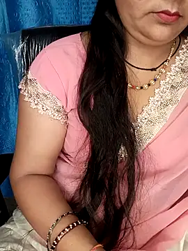 Snapshot of Rashmi_011 chatting on 22, 5, 2026 Rashmi 011 online show from 22, 5, 2026