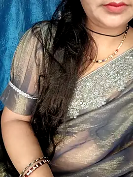 Snapshot of Rashmi_011 chatting on 23, 5, 2026 Rashmi 011 online show from 23, 5, 2026