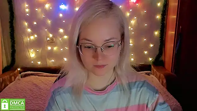 HoneyDazzle online show from 27, 11, 2025