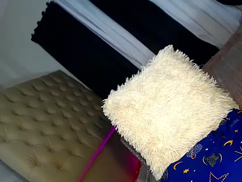 Snapshot of sexy_calista chatting on 4, 11, 2025 sexy calista online show from 4, 11, 2025