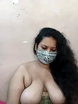 Snapshot of Mallika-collage chatting on 2, 11, 2025 Mallika-collage online show from 2, 11, 2025