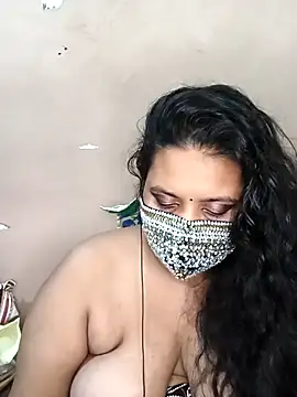 Snapshot of Mallika-collage chatting on 17, 12, 2025 Mallika-collage online show from 17, 12, 2025