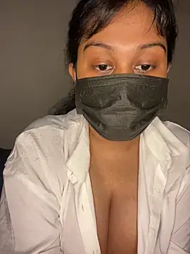 Monica  Bellucci   online show from 25, 10, 2025