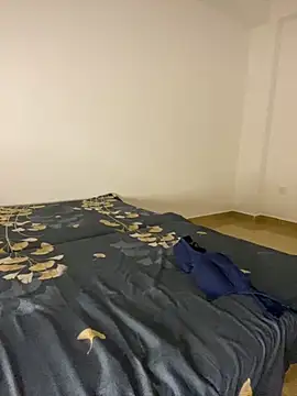 Monica  Bellucci   online show from 5, 12, 2025