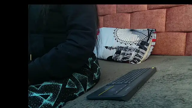 Fat Tab00 Dirty online show from 10, 10, 2025
