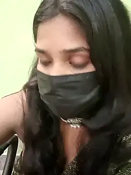 Snapshot of Beautiful_Eye chatting on 23, 11, 2025 Beautiful Eye online show from 23, 11, 2025