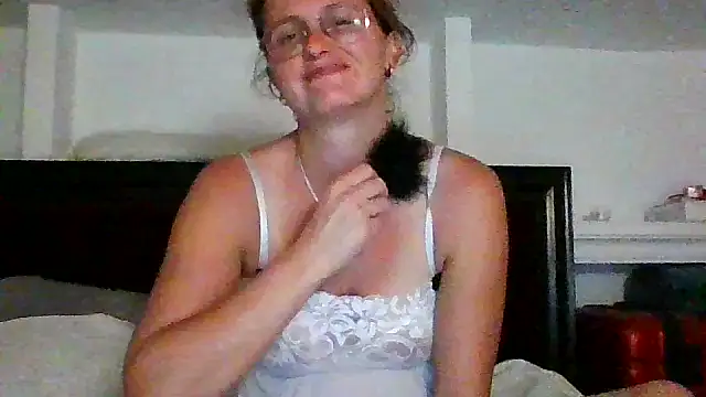 Snapshot of xcrazzycat chatting on 7, 10, 2025 xcrazzycat online show from 7, 10, 2025