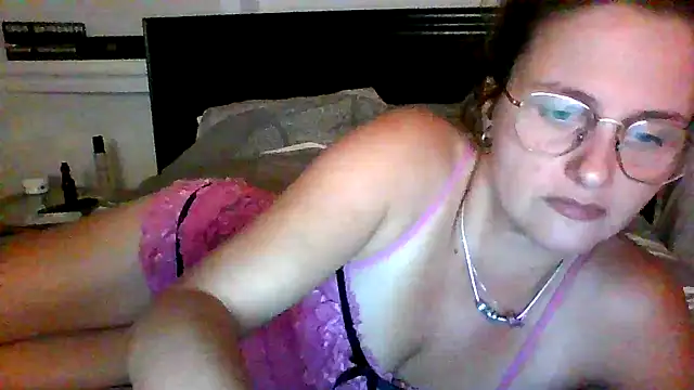 Snapshot of xcrazzycat chatting on 16, 10, 2025 xcrazzycat online show from 16, 10, 2025