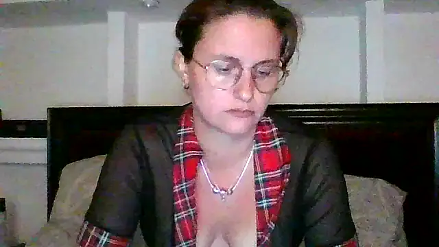 Snapshot of xcrazzycat chatting on 26, 10, 2025 xcrazzycat online show from 26, 10, 2025