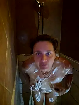 Snapshot of xcrazzycat chatting on 8, 11, 2025 xcrazzycat online show from 8, 11, 2025