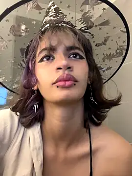 sukulaurens online show from 20, 10, 2025