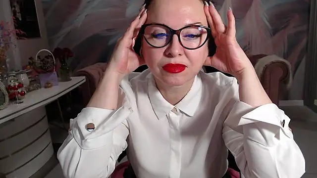 Snapshot of Arisa5000 chatting on 27, 2, 2025 Arisa5000 online show from 27, 2, 2025