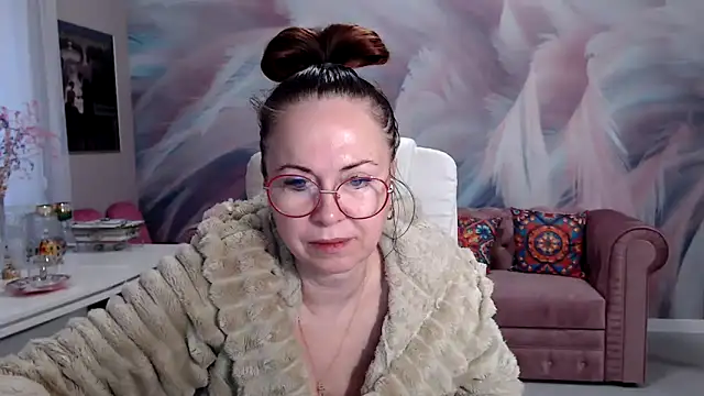 Snapshot of Arisa5000 chatting on 9, 10, 2025 Arisa5000 online show from 9, 10, 2025