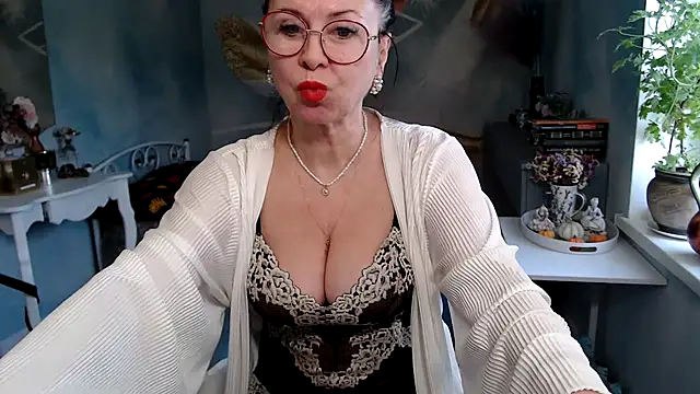 Snapshot of Arisa5000 chatting on 21, 10, 2025 Arisa5000 online show from 21, 10, 2025