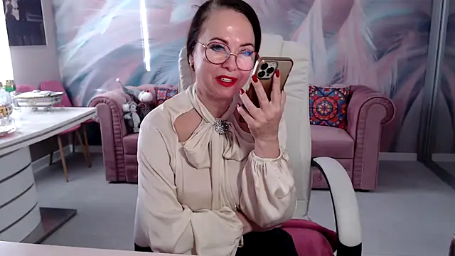 Snapshot of Arisa5000 chatting on 3, 11, 2025 Arisa5000 online show from 3, 11, 2025