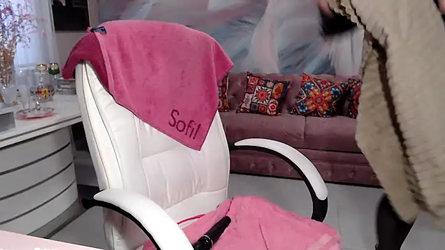 Snapshot of Arisa5000 chatting on 8, 11, 2025 Arisa5000 online show from 8, 11, 2025