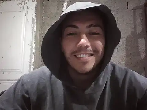 Lucius-08 online show from 5, 10, 2025