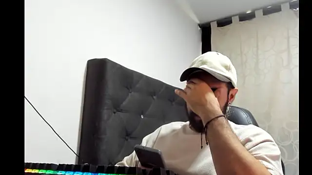 coolfriki online show from 4, 3, 2026