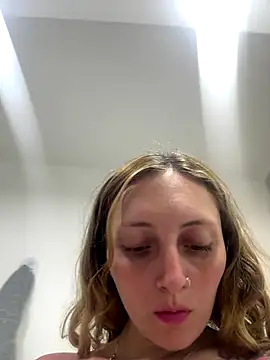 Mia dca online show from 27, 10, 2025