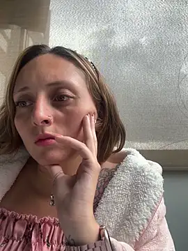 Mia dca online show from 5, 11, 2025