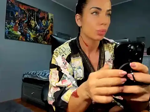 Snapshot of Alesyamuscledoll@xh chatting on 1, 11, 2025 Alesyamuscledollxh online show from 1, 11, 2025