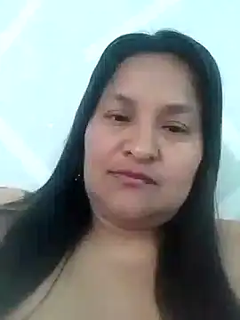 lucia00xx online show from 13, 10, 2025