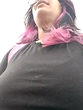 Abby 2-1 online show from 28, 10, 2025