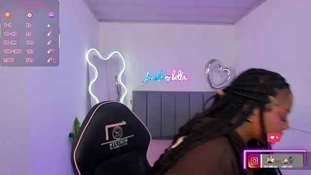 THIANA TAY online show from 3, 12, 2025