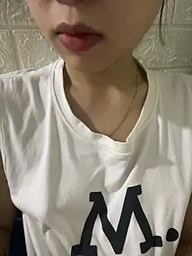 Snapshot of -Harper- chatting on 7, 10, 2025 -Harper- online show from 7, 10, 2025