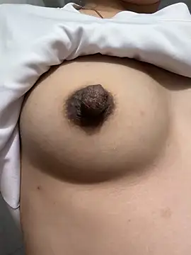 Snapshot of -Harper- chatting on 25, 11, 2025 -Harper- online show from 25, 11, 2025