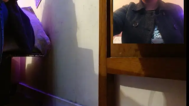 Lunabunnycreamy online show from 6, 11, 2025