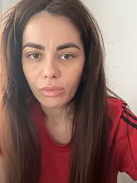 Snapshot of Bella-Flower chatting on 29, 10, 2025 Bella-Flower online show from 29, 10, 2025