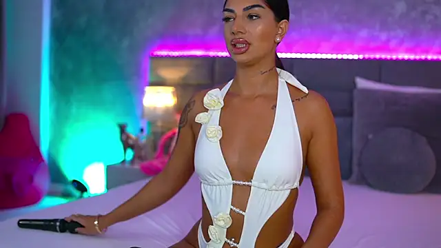 Snapshot of NatalieDelices chatting on 28, 11, 2025 NatalieDelices online show from 28, 11, 2025