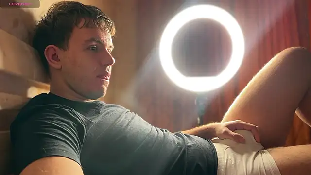 mynameischris online show from 27, 2, 2026