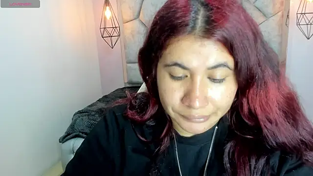 Addyy 02 online show from 18, 4, 2026