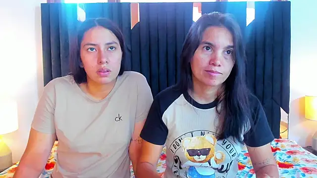 Snapshot of Sofy_and_Mia chatting on 7, 10, 2025 Sofy and Mia online show from 7, 10, 2025